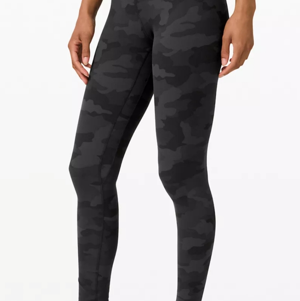 Lululemon wunder under size 8